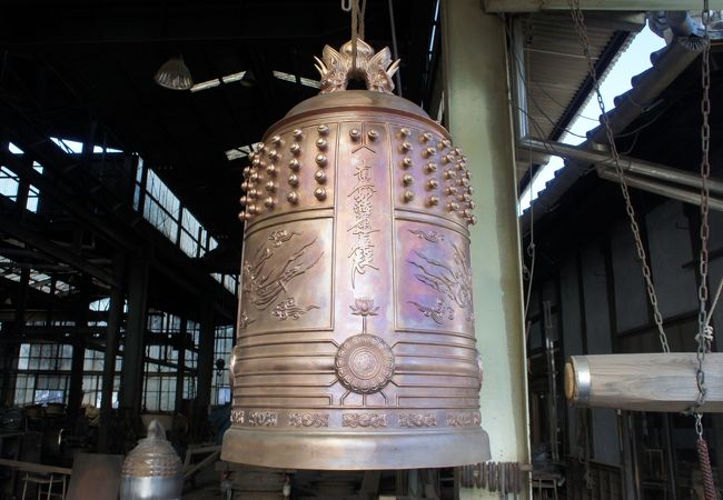 関東で唯一の釣鐘を造っている鋳物工場