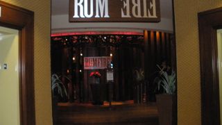 週末はクラブに変身