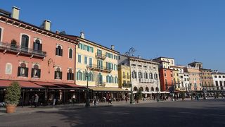 こじんまりとしたかわいらしい街です。