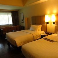 中庭に面している客室は十分な広さ