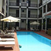 プールもありました