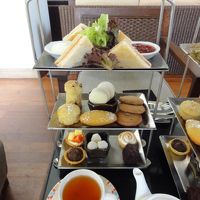 １２ドルのアフタヌーンティー