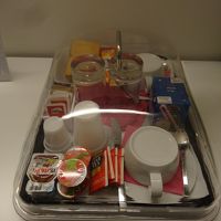 部屋に置いてある朝食です