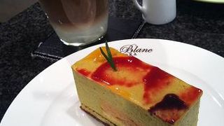 お洒落な老舗ケーキ屋さん