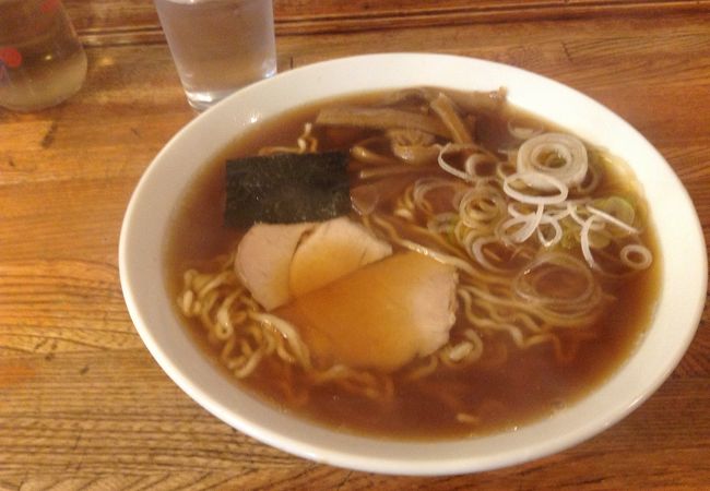 食べ歩き　ラーメン食べるならここに行かなきゃ 