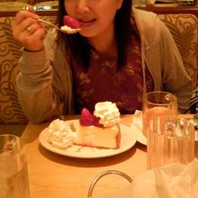 さすがに、ストロベリーチーズケーキは美味しい！