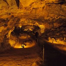 翰林公園内　溶岩洞窟