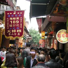 コロンス島　小吃街