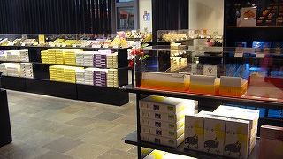いろいろな名産品が揃っている