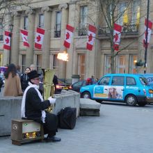 生演奏素敵、炎ふいてます