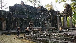 迷路のような遺跡。上智大の業績も光る