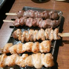 ぼんじり、シロ、砂尻