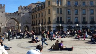 噴水は動いていなかったです。