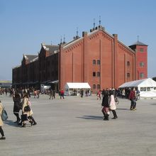 こちらは１号館です