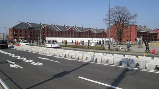 歴史的建造物なのに…