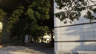 外観が特徴あるビルだと思います