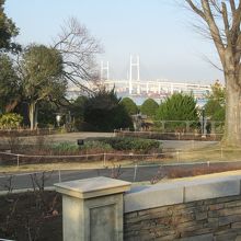 横浜港の風景も楽しめますよ