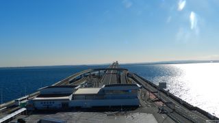 海底トンネルと海上、両方が楽しめます