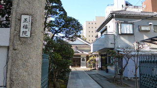 浅草通り近くの真言宗寺院