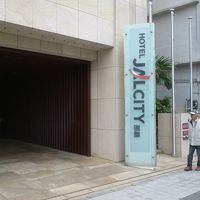 国際通り沿いです。