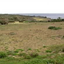 この原っぱが「万座毛｣です