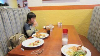 デスバレーでのお食事はここ