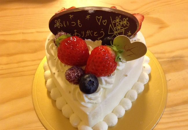 赤い風船  天神地下街店