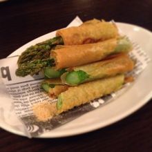 アスパラと桜海老の春巻き