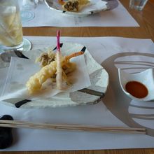 天婦羅　揚げたて！　れんこんもあったけど食べてしまいました