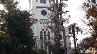 若宮大路沿い・下馬の交差点そば()の教会