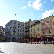 ルガーノ旧市街の中心広場です♪