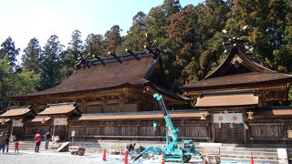 2014年3月に2回行きました　3月15日本殿前、また工事中でした