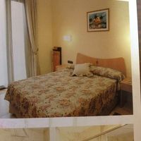 石鹸・シャンプー・バスジェル・靴磨き・コップがアメニティです