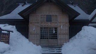 坂が凍結している時は大変です