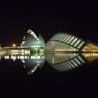 芸術地区の夜景