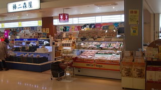 百貨店としてのテイストは薄いお店です