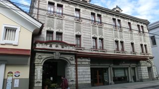 漆器に興味のなかった私にも楽しめます。