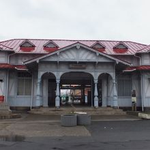 浜寺公園の大正時代のレトロな駅舎