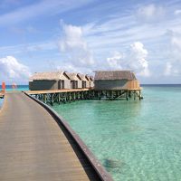 端の部屋だとレストラン等遠いです