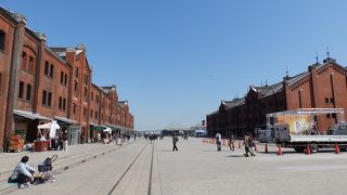 イベントスペースの色が強い