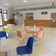 飲食も出来るパブリックスペース内の様子