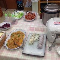 さみしい朝食です