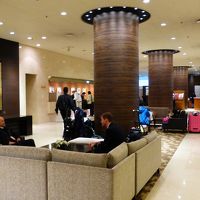 ホテルのロビー。