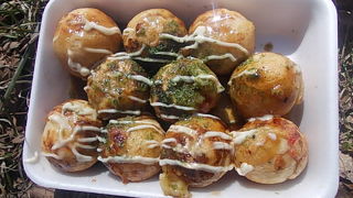 小さくて食べやすいたこ焼きです