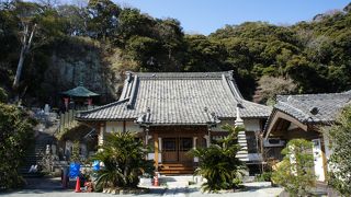 日蓮の弟子日像により日蓮宗に改宗