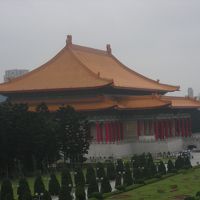 ホテル近くにいくつか観光スポットあり