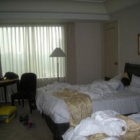 奥に一台エキストラベッドあり