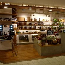 ゆったりとした店内