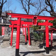 東官守稲荷神社