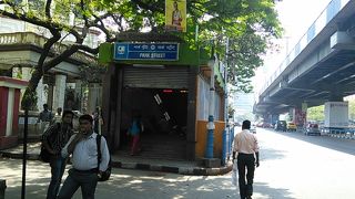 混んでると結構ツラいです